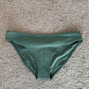 Aerie, Size Small, Green